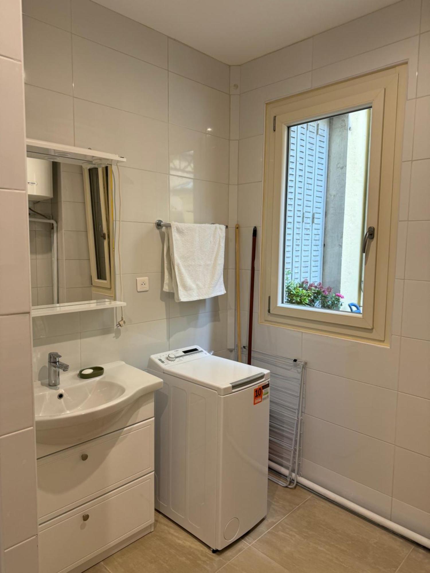 Appartement Meuble Tout Confort Chalon-sur-Saône Exterior foto